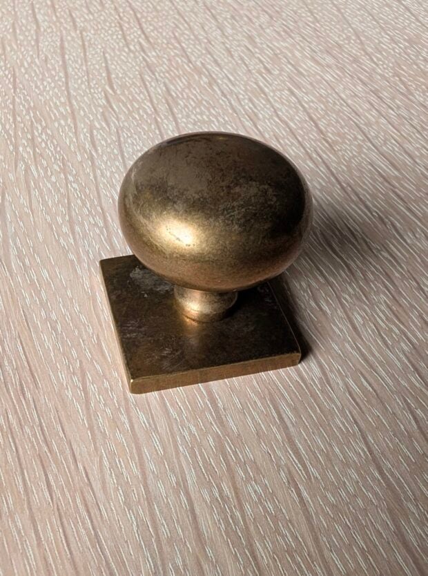 Ex-Display Hexam Handle in Aged Brass